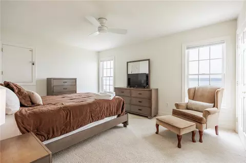 Bedroom - 5754 E Lake Rd, Romulus, NY 14541 photo 3 of 6