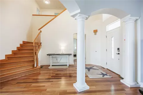 Entry Way - 5754 E Lake Rd, Romulus, NY 14541 photo 3 of 4
