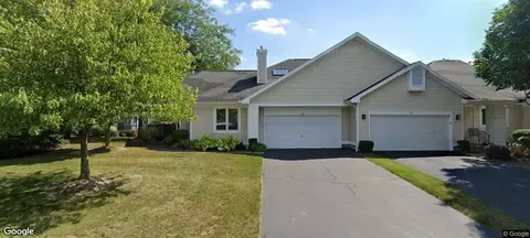15 Legacy Oak Trl, Pittsford, NY 14534