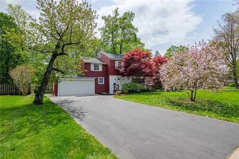 211 Windemere Rd, Rochester, NY 14610