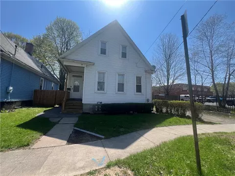 5 Saint Jacob St, Rochester, NY 14621