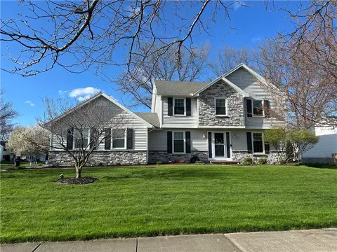 120 Donna Rd, Gates, NY 14606