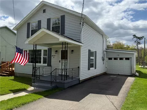 51 Mechanic St, Angelica, NY 14709