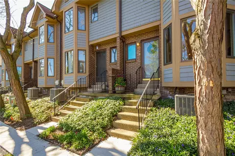 397 Alexander St #UN17, Rochester, NY 14607