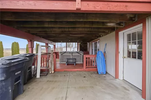 Exterior - 2976 Mohawk Ln, Waterloo, NY 13165 photo 8 of 17