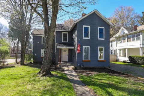 713 W Water St, Elmira, NY 14905