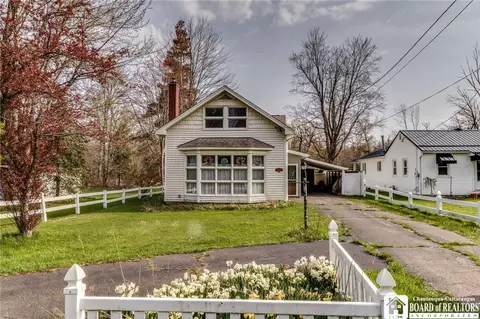 409 Herr Rd, Evans, NY 14006
