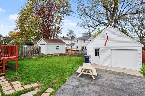 Exterior - 108 Point Pleasant Rd, Irondequoit, NY 14622 photo 4 of 6