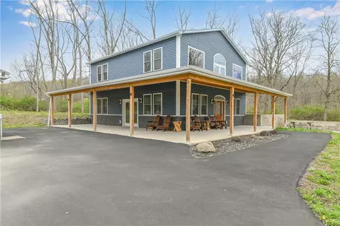 7160 Eelpot Rd, Naples, NY 14512