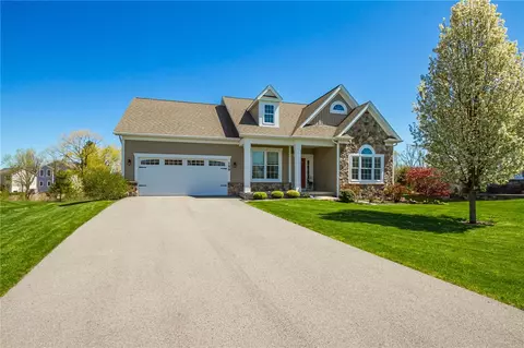 159 Thames Dr, Henrietta, NY 14588