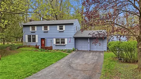 257 East St, Pittsford, NY 14534
