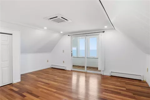 Bedroom - 4877 Culver Rd, Irondequoit, NY 14622 photo 3 of 5