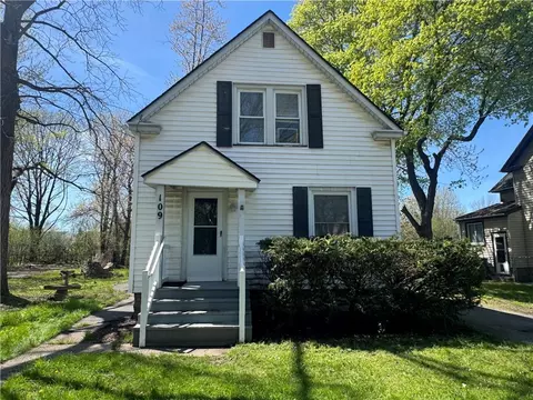 109 Stenson St, Rochester, NY 14606