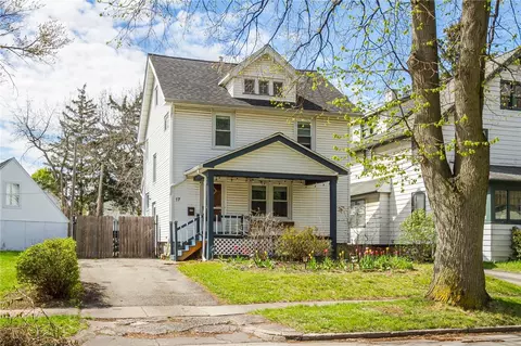17 Indiana St, Rochester, NY 14609