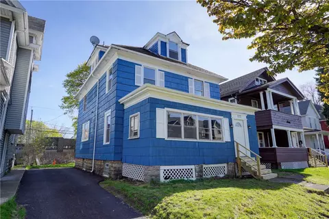 223 Selye Ter, Rochester, NY 14613