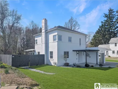 340 Central Ave, Pomfret, NY 14063