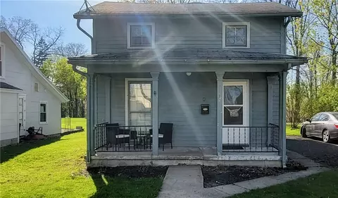 8 E Highland Rd N, Geneseo, NY 14454
