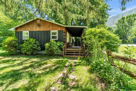 45 Elk Brook Rd, Roscoe, NY 12776