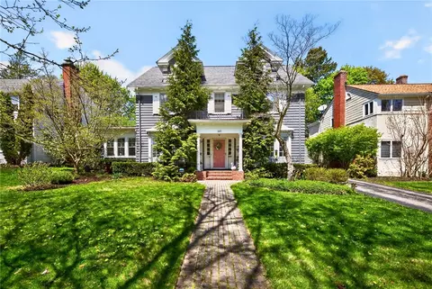 156 San Gabriel Dr, Rochester, NY 14610