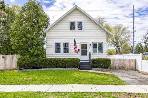 85 Sheppler St, Rochester, NY 14612