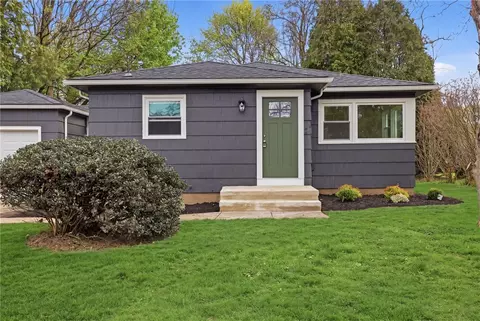 73 Woodrow Ave, Irondequoit, NY 14609