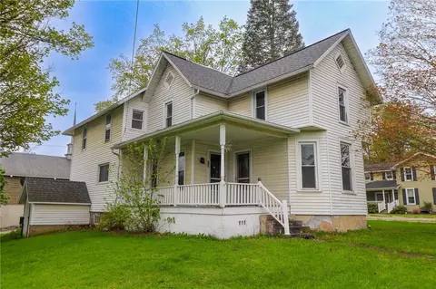78 Steuben St, Addison, NY 14801