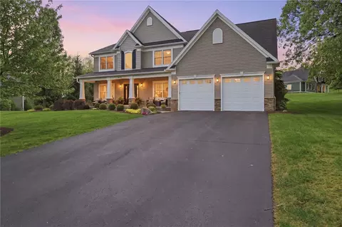 6779 Colyer Xing, Victor, NY 14564
