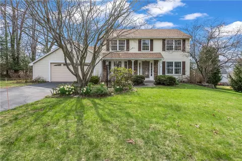 7 Whittlers Rdg, Perinton, NY 14534