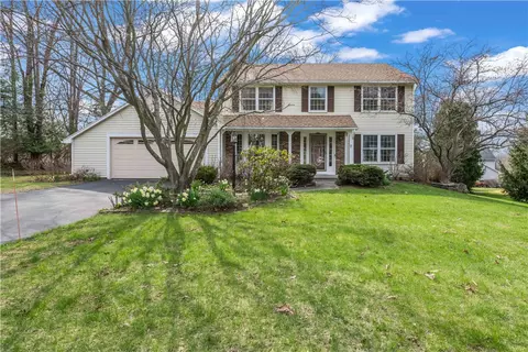 7 Whittlers Rdg, Perinton, NY 14534