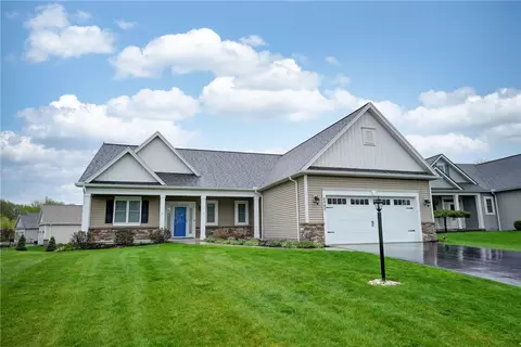 6945 Silverton Gln, Victor, NY 14564