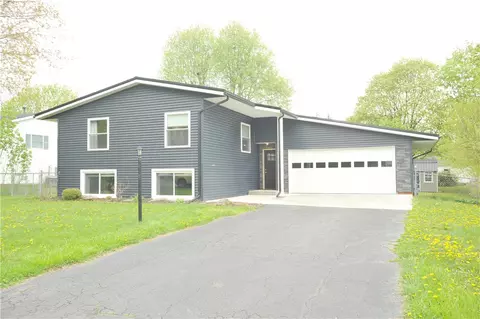 28 Rodaha Dr, Corning, NY 14830