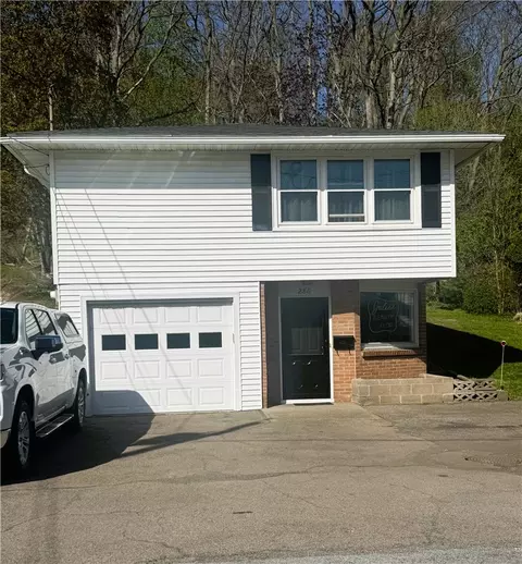 286 W Main St, Victor, NY 14564