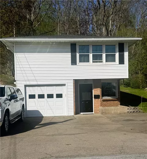 286 W Main St, Victor, NY 14564