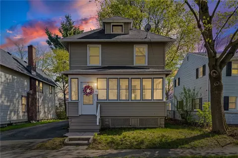 9 Welstead Pl, Rochester, NY 14613