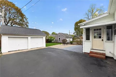 Exterior - 24 Westbourne Rd, Irondequoit, NY 14617 photo 7 of 7