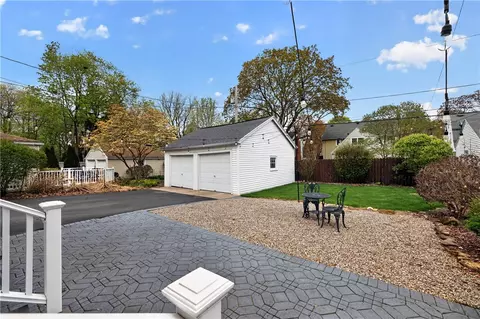 Exterior - 24 Westbourne Rd, Irondequoit, NY 14617 photo 6 of 7