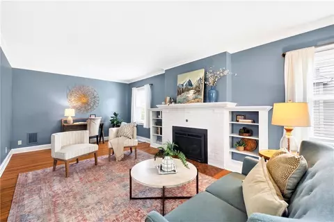Living - 24 Westbourne Rd, Irondequoit, NY 14617 photo 1 of 2