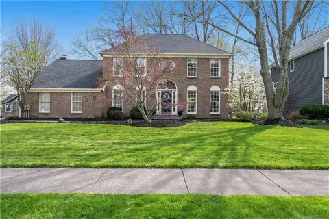 3460 Woodlands Cir, Macedon, NY 14502