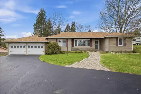 309 Maple Hts, Bath, NY 14810