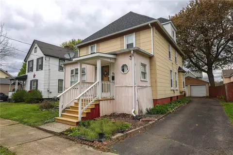 719 Seneca Pl, Elmira, NY 14904