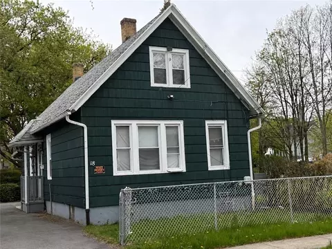 18 Langham St, Rochester, NY 14621