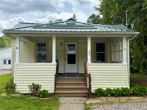 52 Dyke St, Andover, NY 14806