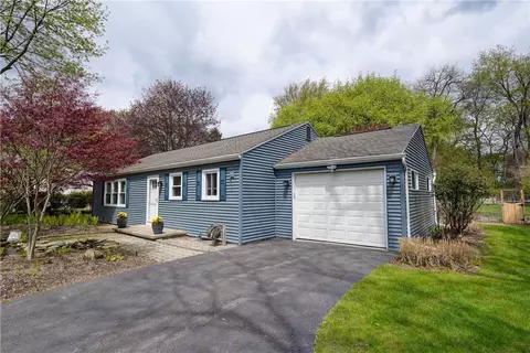 5662 Palmyra Rd, Pittsford, NY 14534