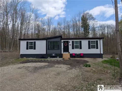 5458 Herrick Rd, Gerry, NY 14740