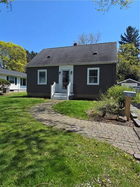 110 High St, Avon, NY 14414
