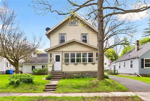 65 Rosemount St, Rochester, NY 14620