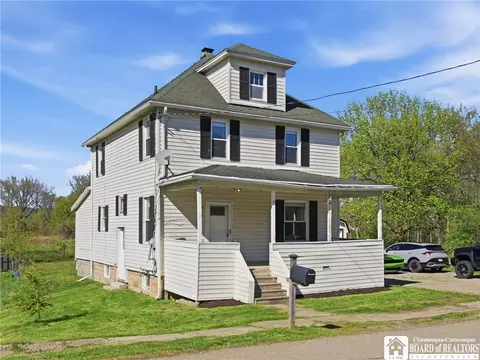 335 E Riverside Dr, Olean, NY 14760