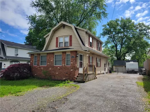 246 Matilda St, Gates, NY 14606