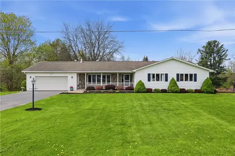 777 Erie Street Rd, Macedon, NY 14502