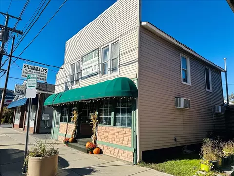 192 Delaware St, Walton, NY 13856